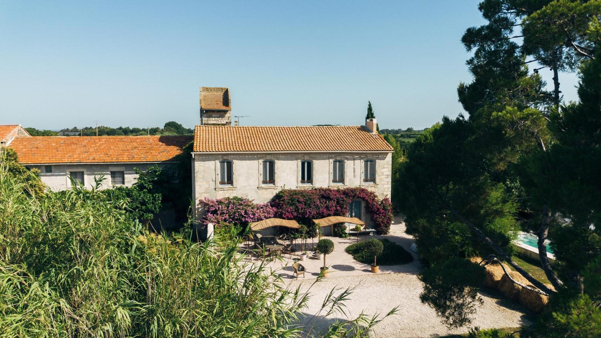 Maison Tara Verte Au Mas Montredon Arles Exterior photo